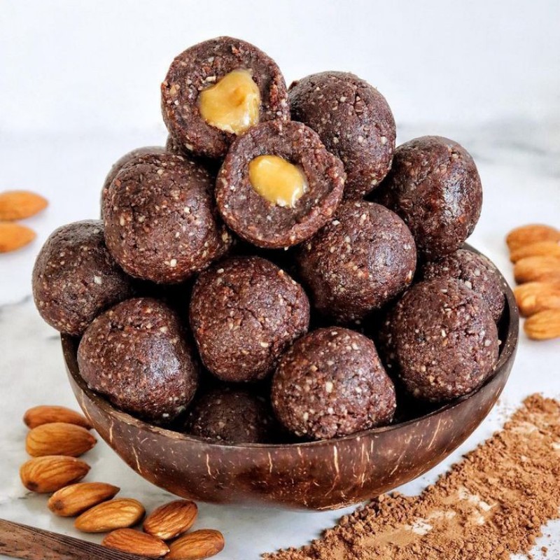 BK-180 dates balls with tahini ball making machine (15)