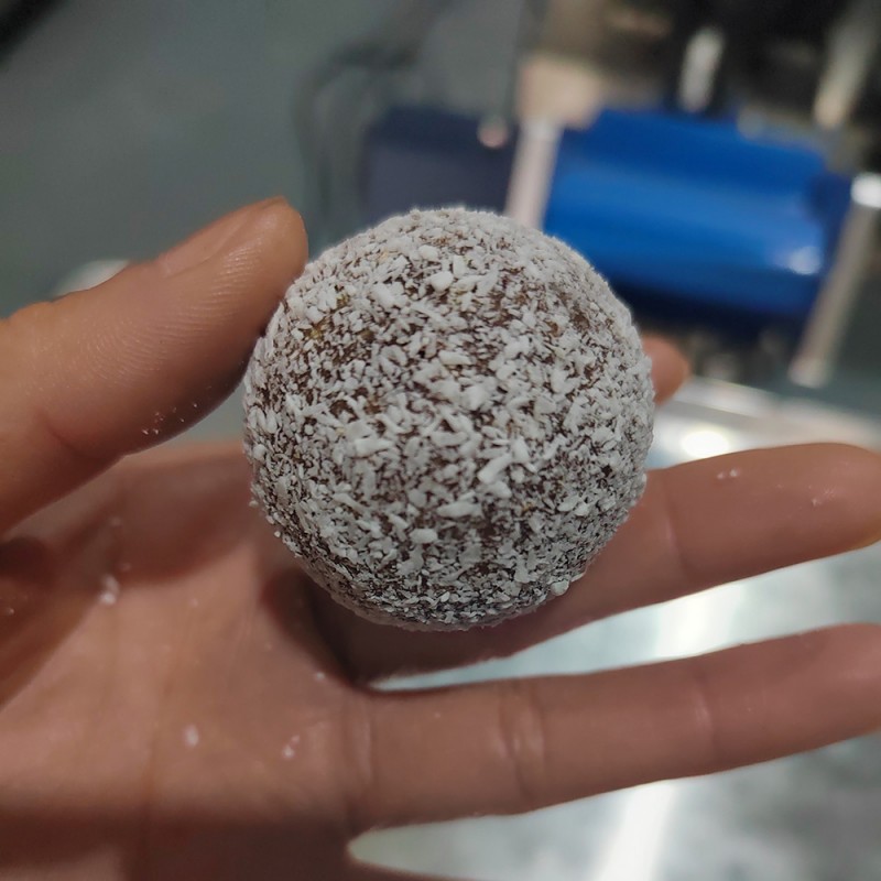 BK-180 dates balls with tahini ball making machine (6)